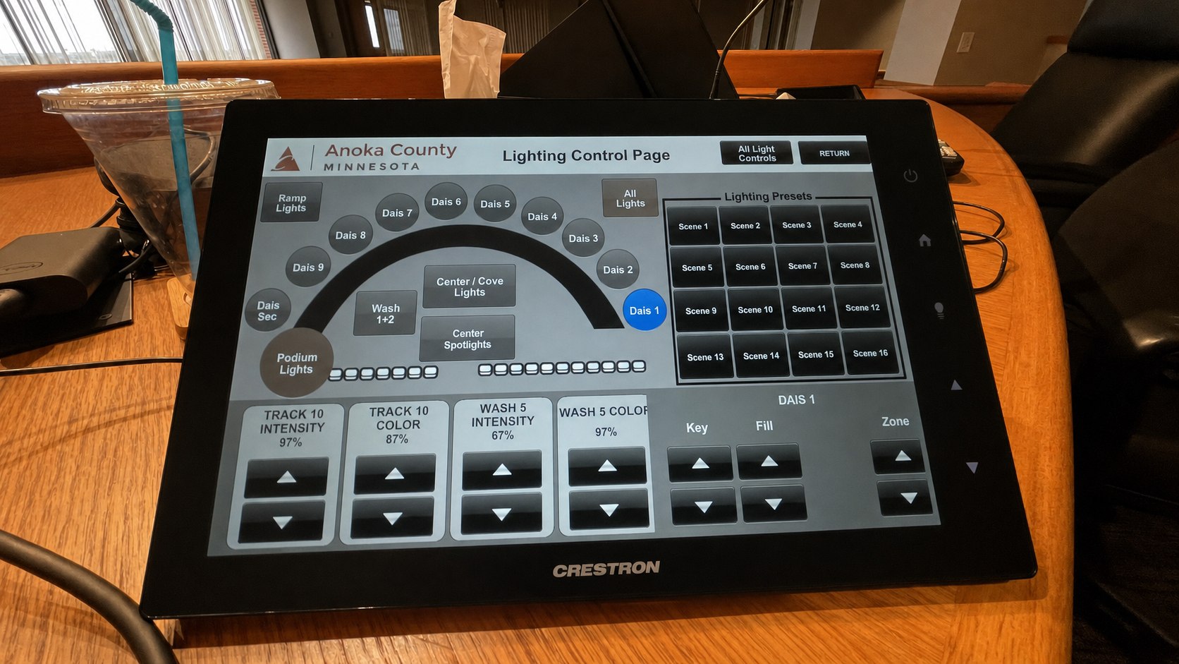 Reflection-reduced lighting control touchpanel photo.